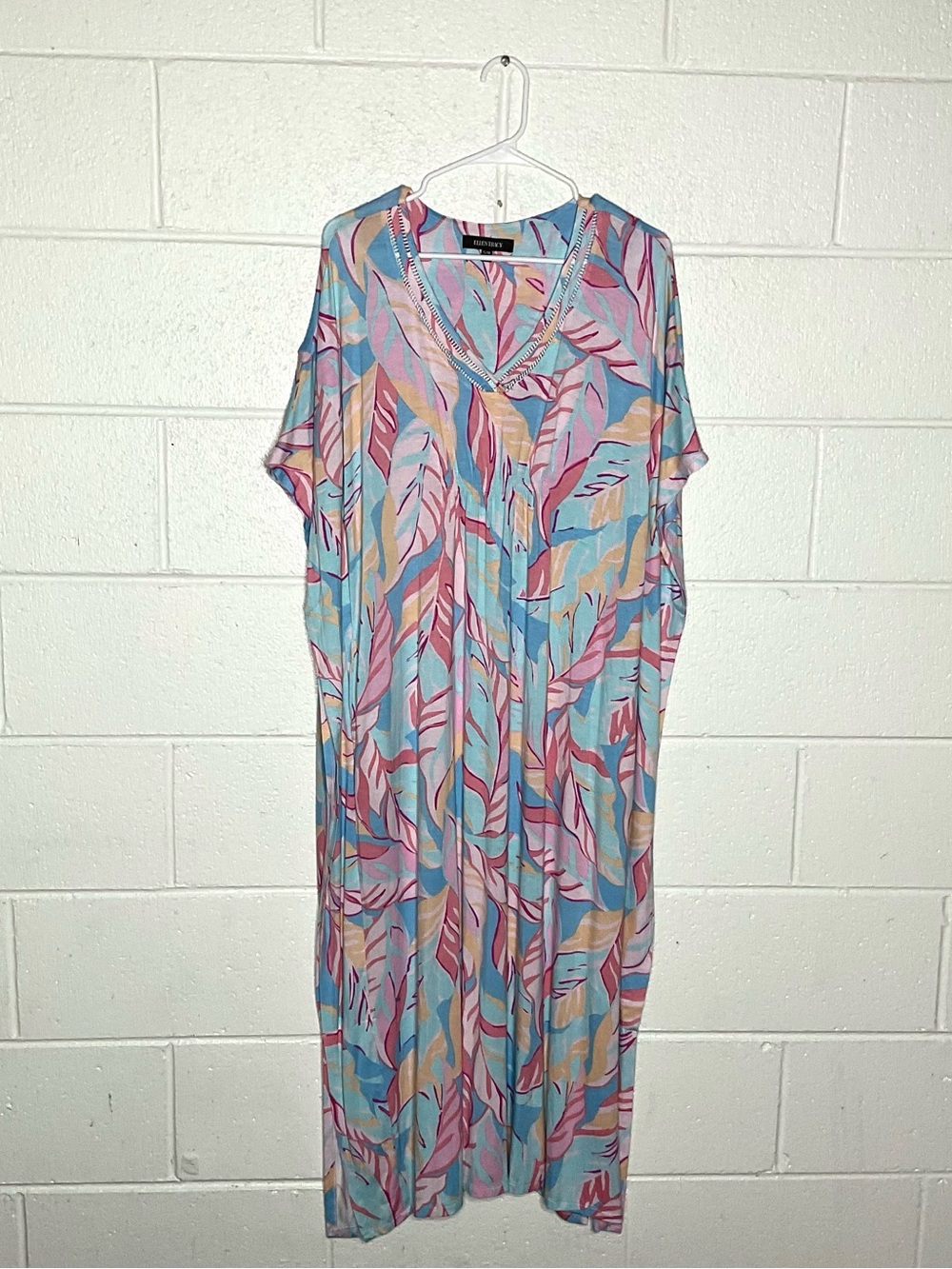 < Ellen Tracy Pastel Leaf Pattern Kaftan Dress Size S/M >